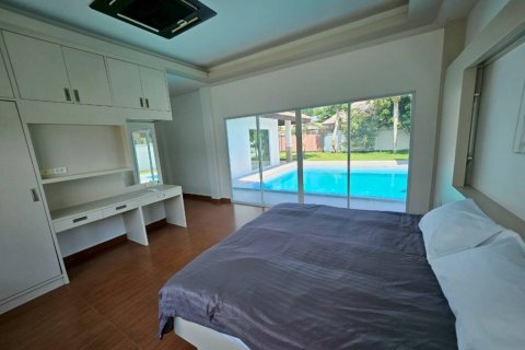 Villa in Pattaya, Thailand 3 bedrooms № 132937 - photo 1
