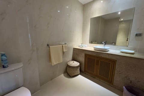 Villa in Ko Samui, Thailand 4 bedrooms № 132935 - photo 10