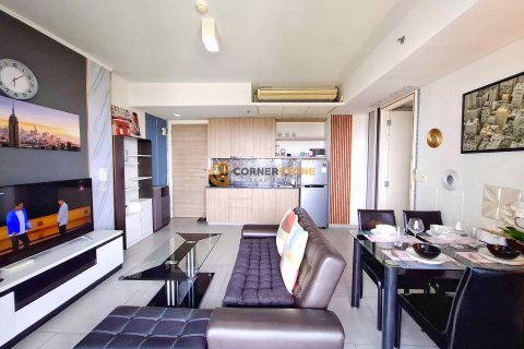 Студия в кондо в Паттайе, Таиланд № 132171 - фото 1