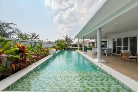 Villa in Hua Hin, Thailand 4 bedrooms № 119835 - photo 3