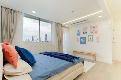 Condo in Bangkok, Thailand, 2 bedrooms  № 144449 - photo 9