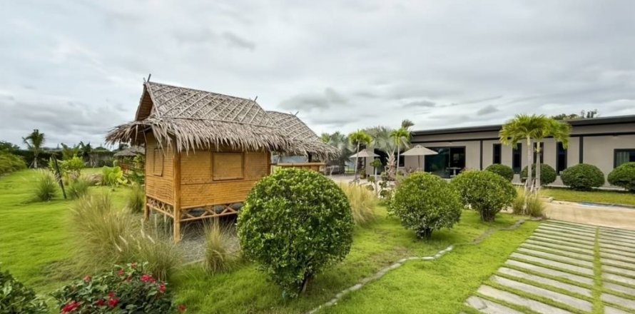 Villa in Hua Hin, Thailand 1 bedroom № 144451