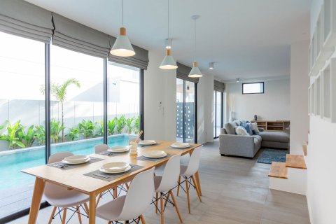 Villa in Chiang Mai, Thailand 3 bedrooms № 121449 - photo 19