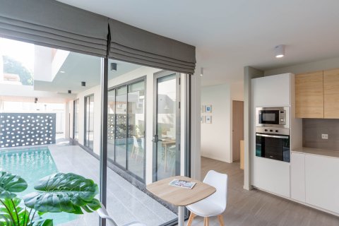 Вилла в Чиангмае, Таиланд с 3 спальнями  № 121449 - фото 17