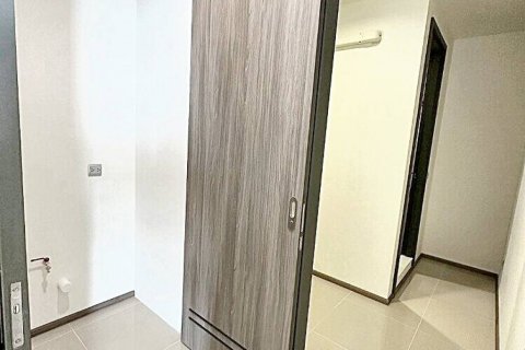 Кондоминиум с 2 спальнями в Бангкоке, Таиланд № 106778 - фото 5