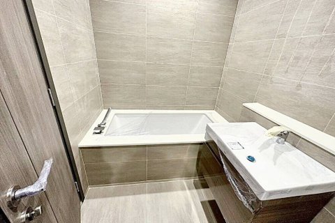 Кондоминиум с 2 спальнями в Бангкоке, Таиланд № 106778 - фото 10