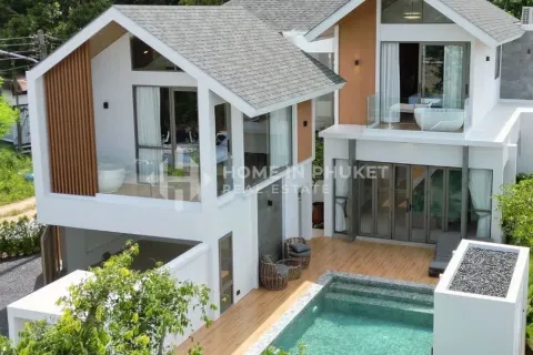 House in Phuket, Thailand 7 bedrooms № 131371 - photo 1