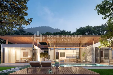House in Phuket, Thailand 4 bedrooms № 131719 - photo 1