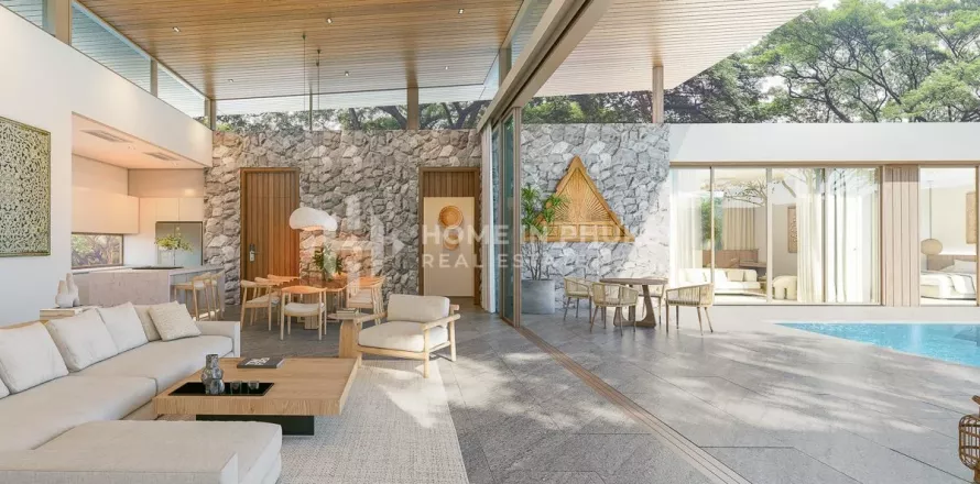 House in Phuket, Thailand 3 bedrooms № 131717