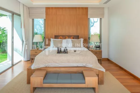 House in Phuket, Thailand 3 bedrooms № 131698 - photo 10