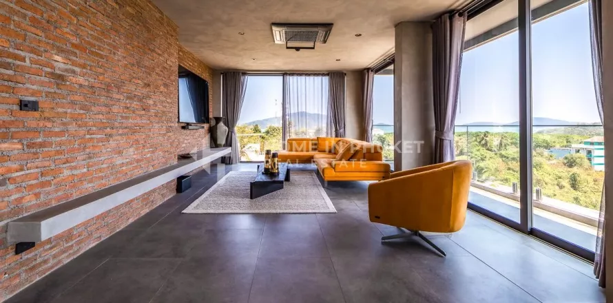 Кондоминиум с 2 спальнями в Раваи, Таиланд № 131702