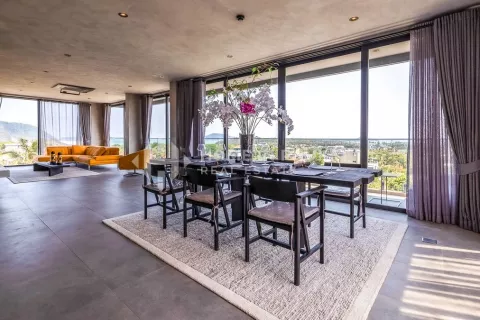 Кондоминиум с 2 спальнями в Раваи, Таиланд № 131702 - фото 2