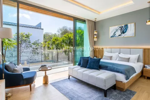 House in Phuket, Thailand 4 bedrooms № 131696 - photo 13