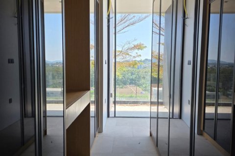 Villa in Rawai, Thailand 4 bedrooms № 74594 - photo 11