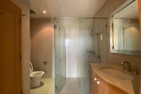 Кондоминиум с 2 спальнями в Сатхоне, Бангкок, Таиланд № 123769 - фото 3