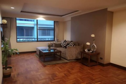 Condo à Pathum Wan, Bangkok, Thaïlande, 2 chambres  № 123768 - photo 1