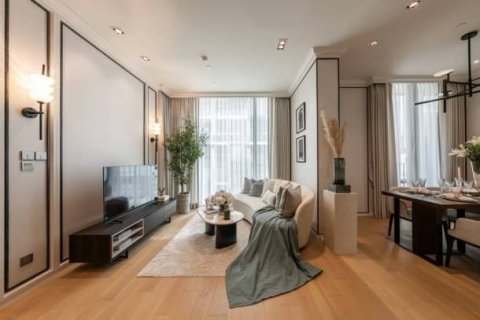 Condo in Pathum Wan, Bangkok, Thailand, 2 bedrooms  № 123767 - photo 2