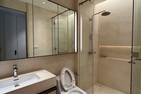 Condo in Pathum Wan, Bangkok, Thailand, 2 bedrooms  № 123772 - photo 2