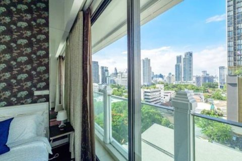 Condo in Watthana, Bangkok, Thailand, 2 bedrooms  № 123770 - photo 6