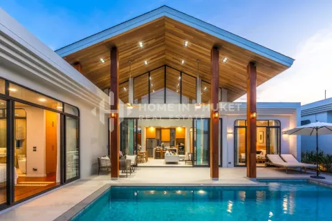 Дом в Пхукете, Таиланд с 3 спальнями  № 131911 - фото 1