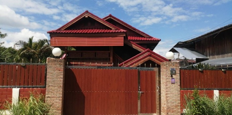 House in Chiang Kham, Thailand 3 bedrooms № 141889