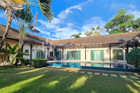 House in Rawai, Thailand 3 bedrooms № 131994 - photo 2