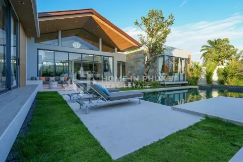 House in Phuket, Thailand 3 bedrooms № 131996