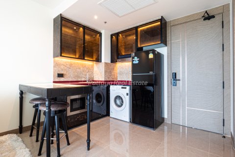 Condo in Bang Lamung, Thailand, 1 bedroom  № 132218 - photo 2
