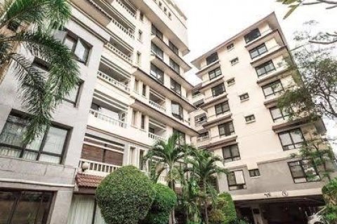 Condo in Watthana, Bangkok, Thailand, 2 bedrooms  № 123922 - photo 7