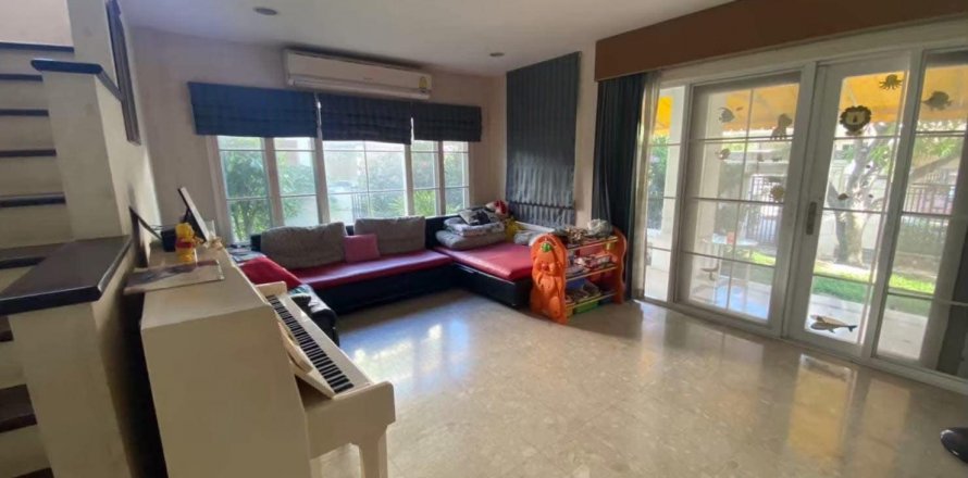 House in Prawet, Bangkok, Thailand 5 bedrooms № 123919