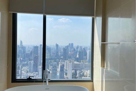 Кондоминиум с 2 спальнями в Ваттхане, Бангкок, Таиланд № 123921 - фото 3