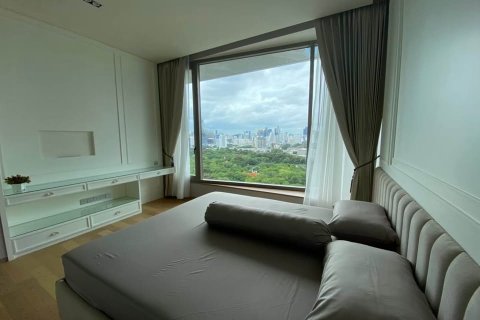 Condo in Bang Rak, Bangkok, Thailand, 2 bedrooms  № 123916 - photo 4
