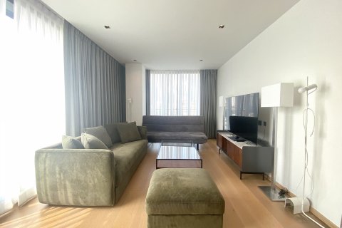 Condo in Watthana, Bangkok, Thailand, 2 bedrooms  № 123918 - photo 3