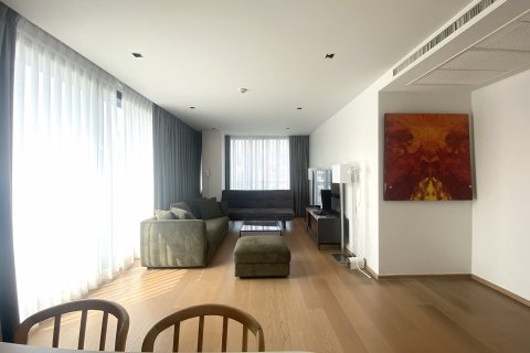 Condo in Watthana, Bangkok, Thailand, 2 bedrooms  № 123918 - photo 2