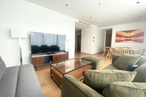 Condo in Watthana, Bangkok, Thailand, 2 bedrooms  № 123918 - photo 7