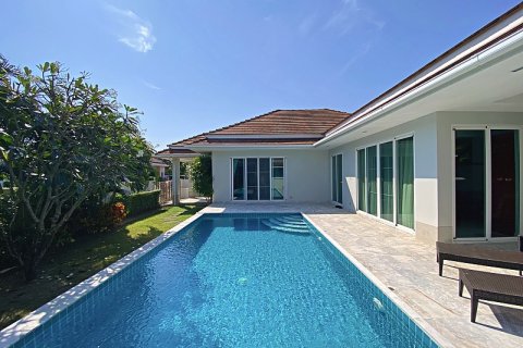 Дом в Хуа Хине, Таиланд с 3 спальнями  № 125131 - фото 2