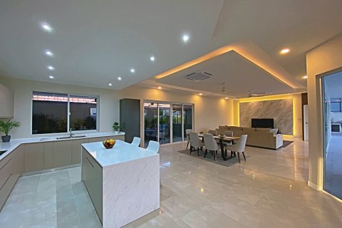 Дом в Хуа Хине, Таиланд с 4 спальнями  № 125134 - фото 13