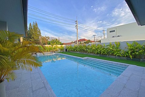 Дом в Хуа Хине, Таиланд с 4 спальнями  № 125134 - фото 4