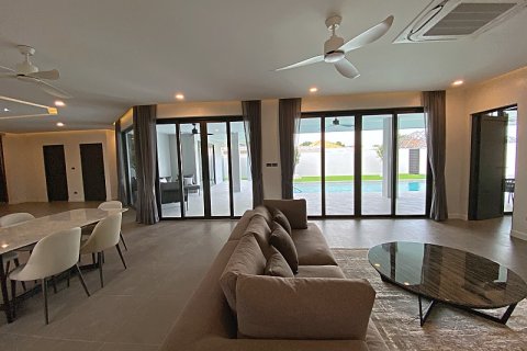 Дом в Хуа Хине, Таиланд с 4 спальнями  № 125134 - фото 15