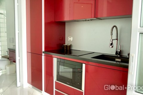 Condo in Pattaya, Thailand, 2 bedrooms  № 100794 - photo 13