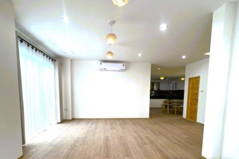 Дом в Паттайе, Таиланд с 6 спальнями  № 100789 - фото 15