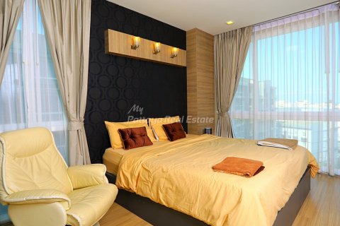 Condo in Bang Lamung, Thailand, 3 bedrooms  № 132228 - photo 10