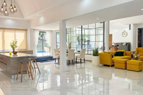 Вилла в Раваи, Таиланд с 3 спальнями  № 86053 - фото 9