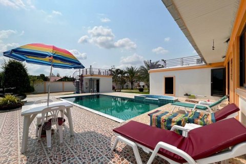 Вилла в Хуа Хине, Таиланд с 5 спальнями  № 86049 - фото 6