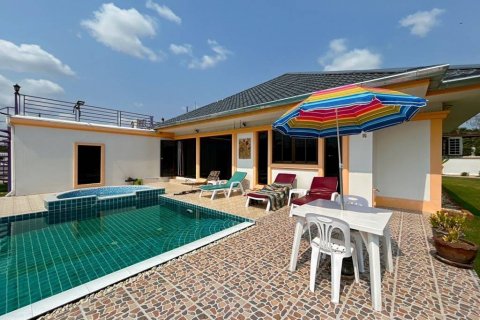 Вилла в Хуа Хине, Таиланд с 5 спальнями  № 86049 - фото 5