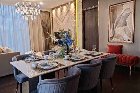 Кондоминиум с 3 спальнями в Ваттхане, Бангкок, Таиланд № 132238 - фото 5