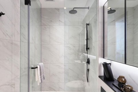 Condo in Bang Rak, Bangkok, Thailand, 2 bedrooms  № 132240 - photo 14