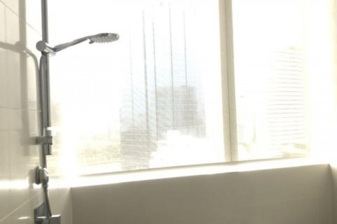 Кондоминиум с 3 спальнями в Клонг Тоэй, Бангкок, Таиланд № 132237 - фото 2