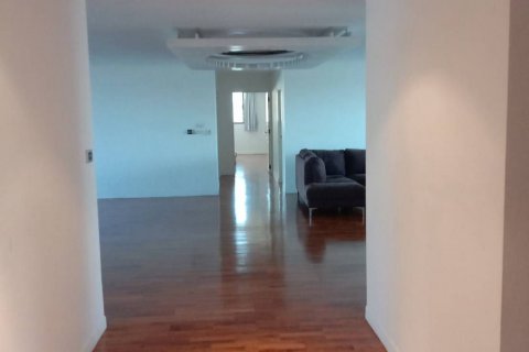 Condo in Khlong Toei, Bangkok, Thailand, 4 bedrooms  № 132241 - photo 5