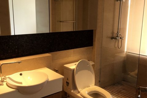 Condo in Khlong Toei, Bangkok, Thailand, 4 bedrooms  № 132241 - photo 13